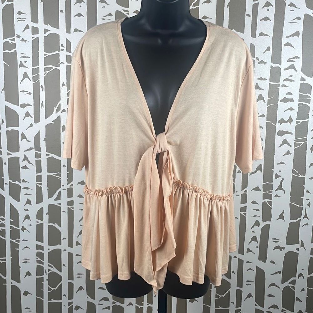 Tie Front Ruffled Front Hem Tee 2XL Peach